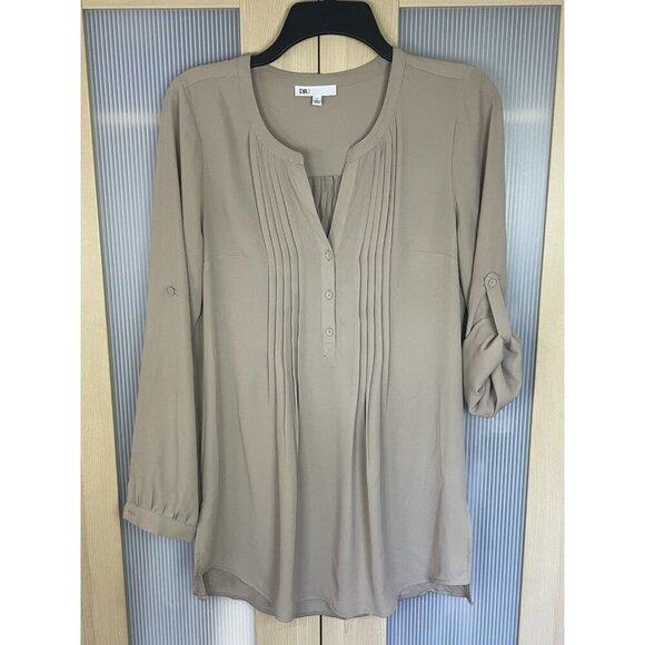 Lot Of 2 DR2 Button Front Shirt Blouse Top Sz S Women’s Career Casual Pleated - Picture 3 of 7